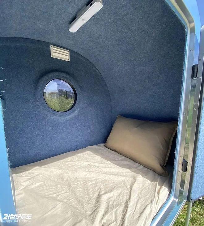 式浪漫！Nirvana Van自行车移动小窝开元棋牌网站29万元起54kg水滴房车的法(图6)