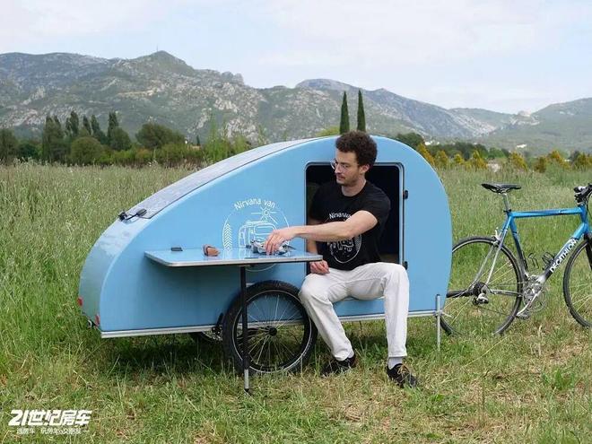 式浪漫！Nirvana Van自行车移动小窝开元棋牌网站29万元起54kg水滴房车的法(图11)