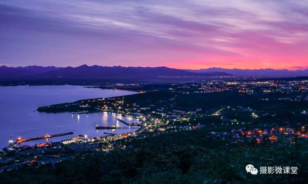 岛棕熊捕鱼、白令海峡寻拍鲸鱼及自然风光专业摄影团开元ky棋牌【远东探险丨勘察加】7月野性堪察加半(图4)